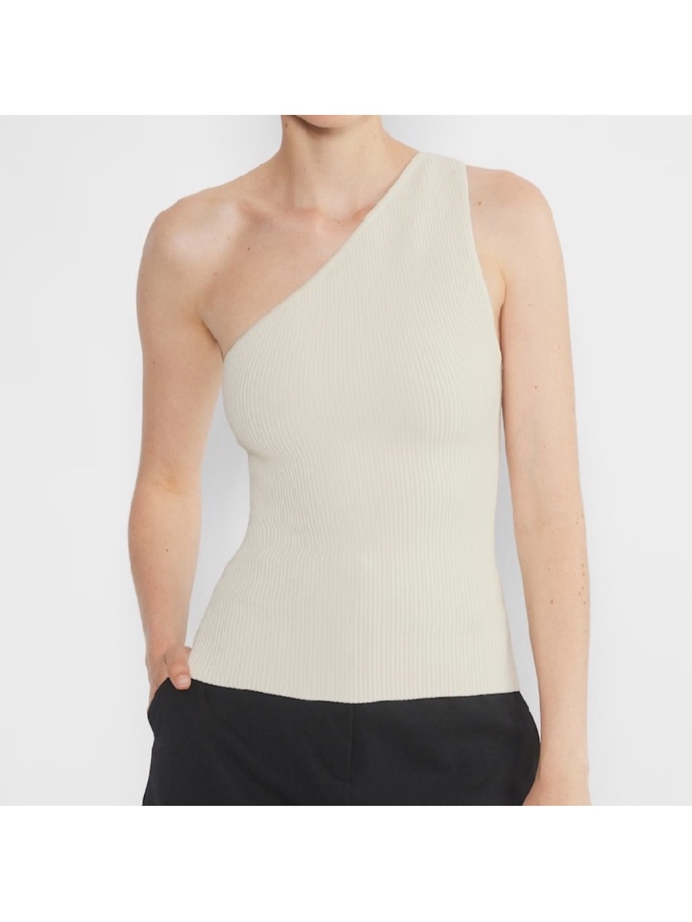 Aritzia Sculpt Seven Top